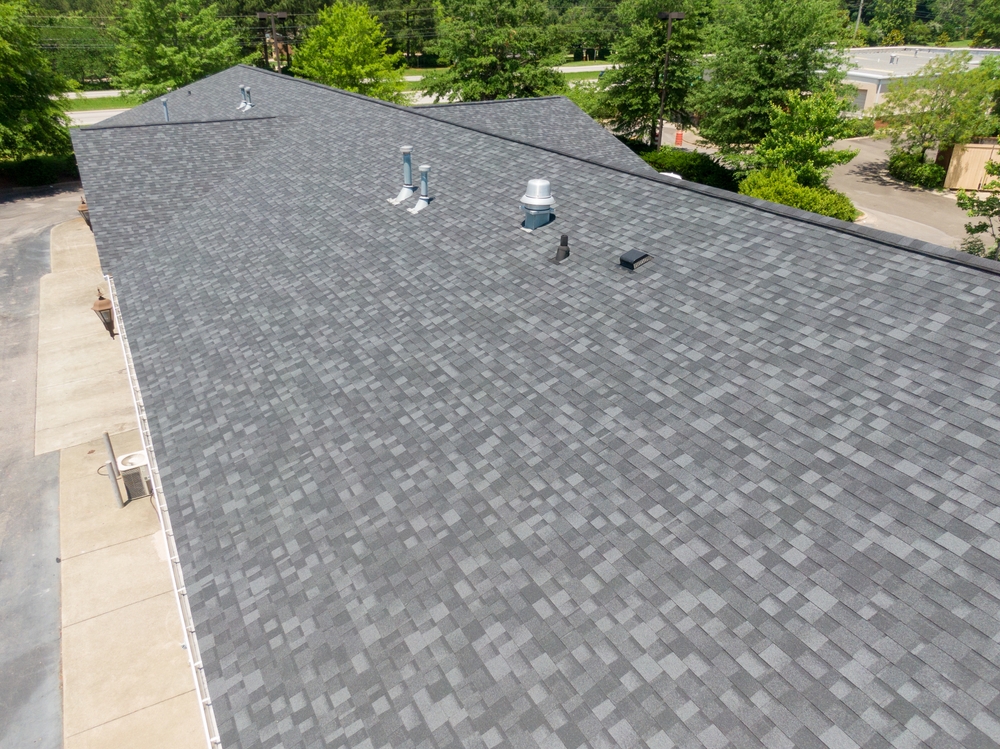 Mid,Day,Drone,Images,Of,Commercial,Roofs,Featuring,Tpo,And